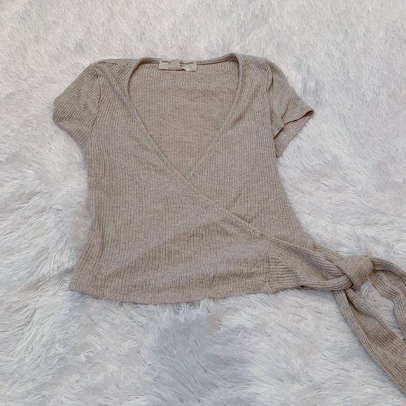 Urban Outfitters Tops - ✨tan uo wrap top